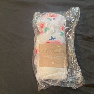 Bamboo floral baby towel - NWT